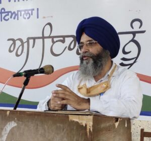 ਡੀ.ਈ.ਓ. ਨੇ ਕੀਤੀ ਆਨਲਾਈਨ ਸਿੱਖਿਆ ਪ੍ਰਣਾਲੀ ਸਬੰਧੀ ਸਮੀਖਿਆ ਬੈਠਕ