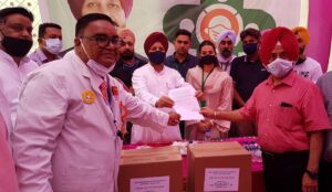 ਐਨ.ਜੀ.ਓ. ਇੰਡੀਆ ਕੋਵਿਡ ਐਸ.ਓ.ਐਸ. ਵੱਲੋਂ ਐਲ-3 ਮਰੀਜਾਂ ਲਈ ਸਿਹਤ ਵਿਭਾਗ ਨੂੰ 50 ਨਾਨ-ਇਨਵੇਜ਼ਿਵ ਬਾਇਪੈਪ ਵੈਂਟੀਲੇਟਰ ਭੇਟ