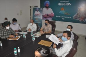 CM WITH MAYOR AND DC TO MAKE JALANDHAR CLEAN, GREEN AND POLLUTION FREE