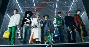 BTS’ BREATHTAKING LOOKS FROM LUXURIOUS LOUIS VUITTON MEN’s FALL FASHION WEEK-2021
