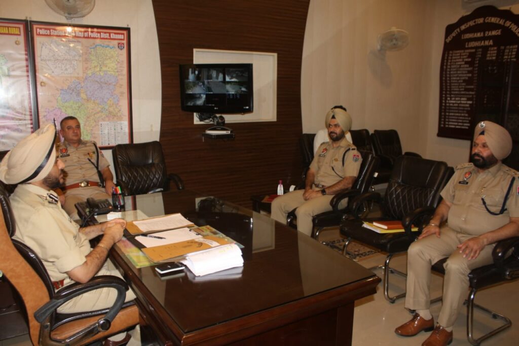 DIG LUDHIANA HOLDS MEETING WITH RANGE SSPs AND OTHER OFFICIALS
