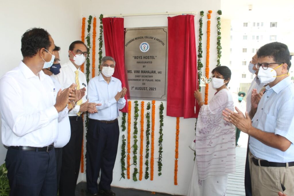10 PSA PLANTS, PICU TO FIGHT COVID IN LUDHIANA : Chief Secretary