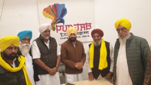 ਮੁੱਖ ਮੰਤਰੀ ਨੇ ਖੇਤ ਮਜ਼ਦੂਰਾਂ ਦੀ 10 ਫੀਸਦੀ ਰਾਸ਼ੀ ਸਣੇ ਨਰਮੇ ਦਾ ਪ੍ਰਤੀ ਏਕੜ ਮੁਆਵਜ਼ਾ 13,200 ਤੋਂ ਵਧਾ ਕੇ 18,700 ਰੁਪਏ ਕੀਤਾ