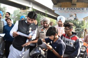 ਪੰਜਾਬ ਦੀਆਂ ਸੜਕਾਂ ਨੂੰ ਦੁਰਘਟਨਾ ਮੁਕਤ ਬਣਾਉਣ ਦੇ ਉਦੇਸ਼ ਨਾਲ ਰਾਜਾ ਵੜਿੰਗ ਵੱਲੋਂ ਬੱਚਿਆਂ ਵਿੱਚ ਟ੍ਰੈਫਿਕ ਜਾਗਰੂਕਤਾ ਫੈਲਾਉਣ ਲਈ ਰਾਜ ਵਿਆਪੀ ਮੁਹਿੰਮ ‘ਨੋ ਚਲਾਨ ਡੇ’ ਦੀ ਸ਼ੁਰੂਆਤ