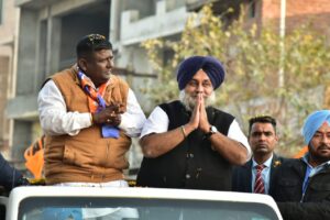 Cong needs to replace at least 70 mlas if it is serious from weeding out corrupt and non performers :  Sukhbir S Badal
