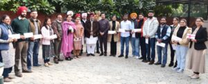 तृप्त बाजवा ने नवनिर्वाचित 14 मत्स्य पालन अधिकारियों को नियुक्ति पत्र सौंपे