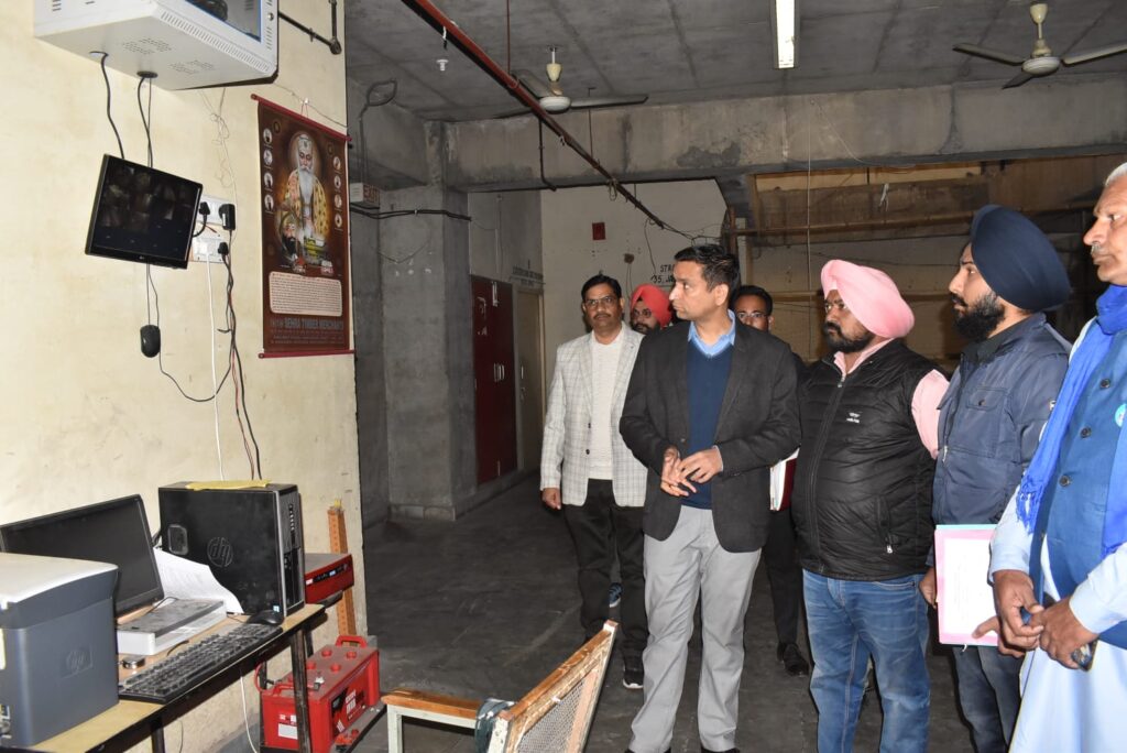 DEPUTY COMMISSIONER INSPECTS STORAGE & SECURITY ARRANGEMENTS FOR EVMs