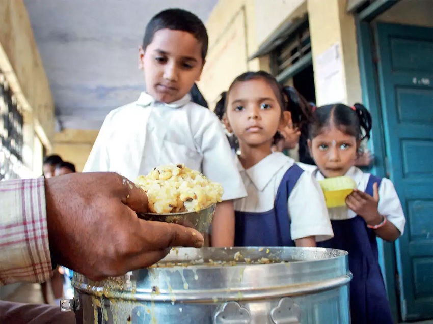 UPPER CASTE STUDENTS BOYCOTT MIDDAY MEAL COOKED BY DALIT WOMAN