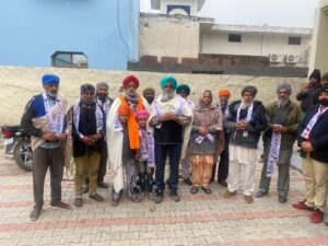 AAP campaign gains momentum as Congress families join Party at Phagwara