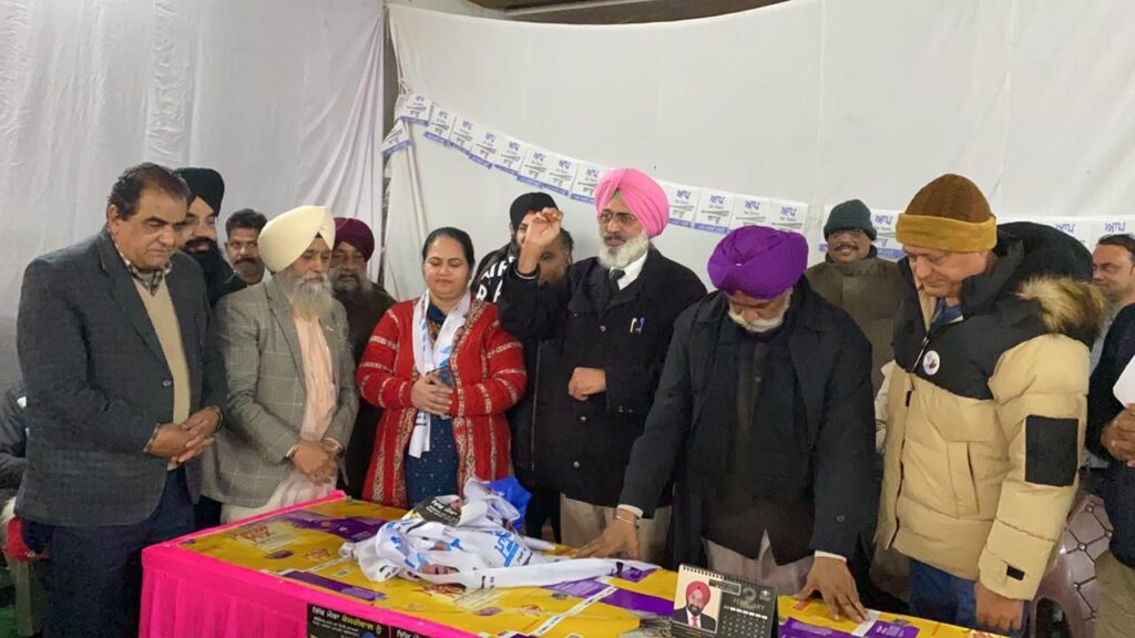 Major jolt for SAD as state General secretary joins AAP