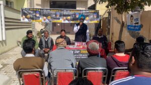 It is writing on wall that AAP Will form Government in State : Mann