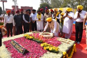 CM Bhagwant Mann pays floral tributes to Shaheed Bhagat Singh, Sukhdev and Rajguru on martyrdom day
