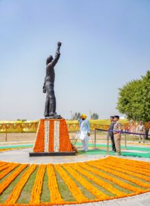 ਭਗਵੰਤ ਮਾਨ ਨੇ ਸ਼ਹੀਦ-ਏ-ਆਜ਼ਮ ਭਗਤ ਸਿੰਘ ਦੇ ਜੱਦੀ ਪਿੰਡ ਖਟਕੜ ਕਲਾਂ ਵਿਖੇ ਪੰਜਾਬ ਦੇ 28ਵੇਂ ਮੁੱਖ ਮੰਤਰੀ ਵਜੋਂ ਹਲਫ਼ ਲਿਆ