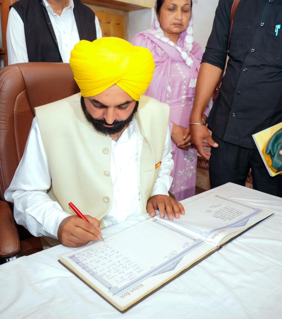 CM announces to make concerted efforts for getting martyr status for Shaheed Bhagat Singh, Shaheed Sukhdev and Shaheed Rajguru