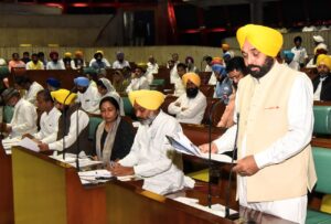 HOUSE UNANIMOUSLY ADOPTS RESOLUTION SANS BJP URGING CENTRE TO TRANSFER CHANDIGARH TO PUNJAB