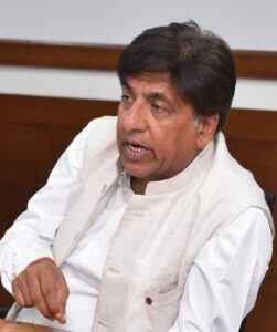 BRAM SHANKER JIMPA DIRECTS OFFICIALS TO ENSURE TIMELY CLEANING OF WATER TANKS