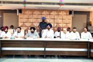 Encroachments from 5000 acres of panchayat land to be removed within a month  :   Minister Kuldeep Dhaliwal