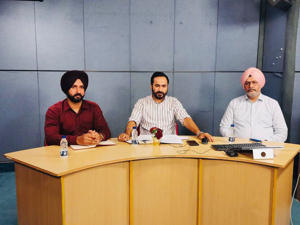 ਸਕੂਲੀ ਸਿੱਖਿਆ ਨੂੰ ਹੋਰ ਗੁਣਾਤਮਕ ਅਤੇ ਮਿਆਰੀ ਬਣਾਉਣ ਲਈ ਸਕੂਲ ਮੁਖੀ ਸਟਾਫ ਦੀ ਸਹਾਇਤਾ ਨਾਲ ਵਿਉਂਤਬੰਦੀ ਬਣਾਉਣ  :   ਮੀਤ ਹੇਅਰ