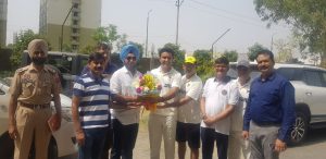ਜਲੰਧਰ ਹਾਈਟਸ ਵਿਖੇ ਡਾਰਕ ਹਾਰਸ ਅਤੇ ਵਾਰੀਅਰਜ਼ ਗਰੁੱਪ ਵਿਚਕਾਰ ਦੋਸਤਾਨਾ ਕ੍ਰਿਕਟ ਮੈਚ ਖੇਡਿਆ ਗਿਆ
