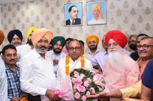 ANIL THAKUR ASSUMES CHARGE AS CHAIRMAN PUNJAB TRADERS BOARD