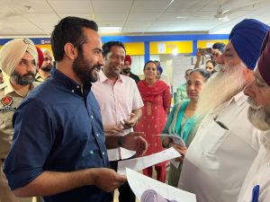 No need for citizens to fill forms for availing services at Sewa Kendras  –  Meet Hayer