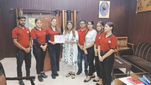 MC COMMISSIONER FELICITATES RAJAN EYE CARE HOSPITAL UNDER SWACHH SARVEKSHAN CAMPAIGN