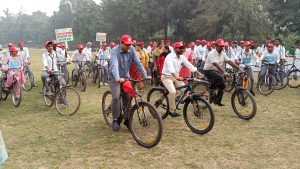 CEO PUNJAB LEADS 200 CYCLISTS TO SPREAD MESSAGE OF PARTICIPATIVE ELECTIONS