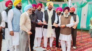 Agriculture Minister Kuldeep Dhaliwal inaugurates crushing season