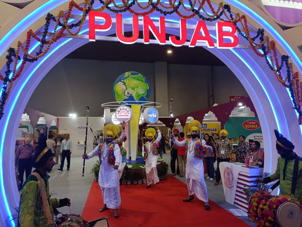 ਭਾਰਤ ਅੰਤਰ-ਰਾਸ਼ਟਰੀ ਵਪਾਰ ਮੇਲਾ-2022 ਵਿਚ ਸੂਬੇ ਦੀ ਤਰੱਕੀ ਨੂੰ ਦਰਸਾਉਂਦਾ ਪੰਜਾਬ ਪੈਵਿਲੀਅਨ ਲੋਕਾਂ ਲਈ ਬਣਿਆਂ ਖਿੱਚ ਦਾ ਕੇਂਦਰ