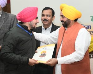 ਨੌਜਵਾਨਾਂ ਨੂੰ ਰੁਜ਼ਗਾਰ ਦੇਣ ਦਾ ਵਾਅਦਾ ਪੂਰਾ ਕਰਦਿਆਂ ਮਹਿਜ਼ ਅੱਠ ਮਹੀਨਿਆਂ ਵਿਚ 21000 ਤੋਂ ਵੱਧ ਨੌਜਵਾਨਾਂ ਨੂੰ ਸਰਕਾਰੀ ਨੌਕਰੀਆਂ ਦਿੱਤੀਆਂ-ਮੁੱਖ ਮੰਤਰੀ