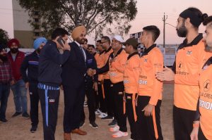 सहायक आयुक्त और एसीपी ने जालंधर हाइट्स क्रिकेट प्रीमियर लीग का शुभारंभ किया