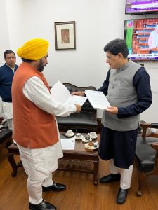 CM calls on Piyush Goyal, seeks immediate release of pending payment of RDF and MDF worth Rs 3095 crore