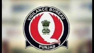 Vigilance nabs press reporter red handed for taking bribe Rs 50,000
