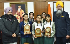 Vidhan Sabha Speaker advised the students to read the syllabus as well as other books