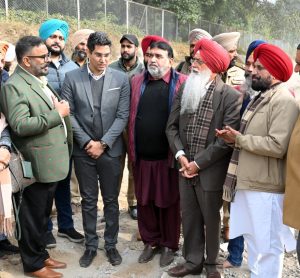 LOCAL BODIES MINISTER KICK STARTS CLEANING OF SIDHWAN CANAL, INSTALLATION OF CHAIN LINKED FENCING AROUND THE WATER BODY