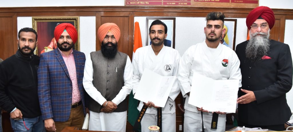 ਕੁਲਤਾਰ ਸਿੰਘ ਸੰਧਵਾਂ ਵੱਲੋਂ ਖਿਡਾਰੀਆਂ ਨੂੰ ਦਿ੍ਰੜਤਾ ਨਾਲ ਮਿਹਨਤ ਕਰਨ ਦੀ ਅਪੀਲ