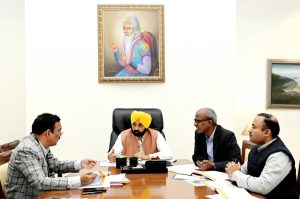 CM directs officers to ensure that new Industrial Policy is dedicated to industry soon