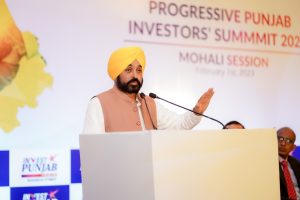 ਮੁੱਖ ਮੰਤਰੀ ਦੀ ਸਥਾਨਕ ਸਨਅਤਕਾਰਾਂ ਨੂੰ ਅਪੀਲ  :   ਦੁਨੀਆ ਭਰ ਵਿੱਚ ਸਨਅਤੀ ਹੱਬ ਵਜੋਂ ਉੱਭਰ ਰਹੇ ਪੰਜਾਬ ਦੇ ਬਰਾਂਡ ਅੰਬੈਸਡਰ ਬਣੋ