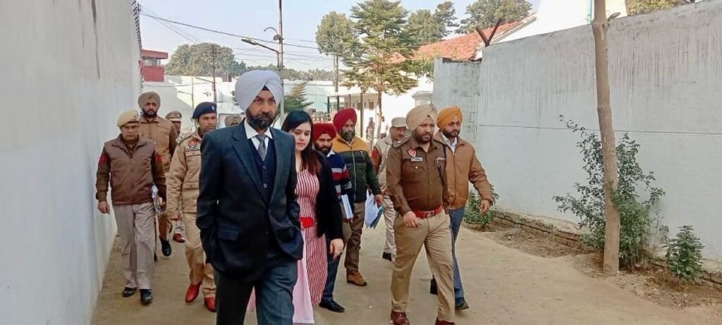 ਚੇਅਰਮੈਨ ਜ਼ਿਲ੍ਹਾ ਕਾਨੂੰਨੀ ਸੇਵਾਵਾਂ ਅਥਾਰਟੀ ਵਲੋਂ ਕੇਂਦਰੀ ਜੇਲ੍ਹ ਦਾ ਦੌਰਾ