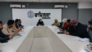 ਡਿਪਟੀ ਕਮਿਸ਼ਨਰ ਨੇ ਜ਼ਿਲ੍ਹੇ ਨੂੰ ਓ.ਡੀ.ਐੱਫ ਪਲੱਸ ਕਰਨ ਸਬੰਧੀ ਅਧਿਕਾਰੀਆਂ ਨਾਲ ਕੀਤੀ ਮੀਟਿੰਗ · ਸੋਲਿਡ ਤੇ ਲਿਕੁਇਡ ਵੇਸਟ ਮੈਨੇਜਮੈਂਟ ਅਧੀਨ ਚੱਲ ਰਹੇ ਕੰਮਾਂ ਦਾ ਲਿਆ ਜਾਇਜ਼ਾ