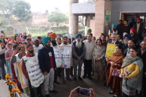 ਕੌਮਾਂਤਰੀ ਮਾਤ ਭਾਸ਼ਾ ਦਿਵਸ ਮੌਕੇ ਕੱਢੀ ਜਾਗਰੂਕਤਾ ਰੈਲੀ