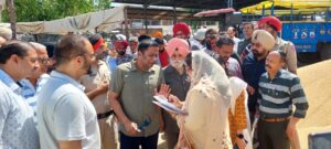 ਮਾਰਕਫੈੱਡ ਦੇ ਐਮ.ਡੀ. ਵੱਲੋਂ ਖੰਨਾ ਦੀ ਅਨਾਜ ਮੰਡੀ ‘ਚ ਕਣਕ ਦੇ ਖਰੀਦ ਕਾਰਜਾਂ ਦਾ ਨਿਰੀਖਣ