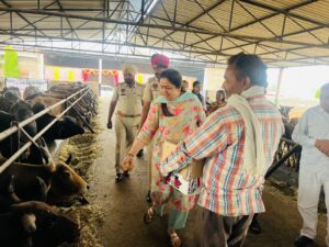 ਨੰਦੀ ਸ਼ਾਲਾ ਦੇ ਸ਼ਿਵ ਮੰਦਿਰ ਵਿਖੇ ਡਿਪਟੀ ਕਮਿਸ਼ਨਰ ਨੇ ਕੀਤੀ ਪੂਜਾ