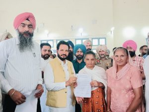 ‘Sarkar Tuhade Dwar’ camp held in Gurusar Sudhar