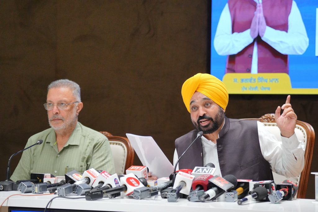 Punjab CM Slams Union Govt for ‘Deliberate’ Delay in Releasing ₹1000 Crore for Healthcare