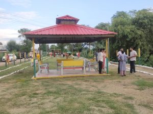 ਸ੍ਰੀ ਲਾਲ ਚੰਦ ਕਟਾਰੂਚੱਕ ਕੈਬਨਿਟ ਮੰਤਰੀ ਪੰਜਾਬ ਨੇ ਪਿੰਡ ਬਹਾਦੁਰ ਲਾਹੜੀ ਵਿਖੇ ਨੇਚਰ ਪਾਰਕ ਦਾ ਉਦਘਾਟਣ ਕਰ , ਪਾਰਕ ਕੀਤਾ ਲੋਕਾਂ ਨੂੰ ਸਮਰਪਿਤ