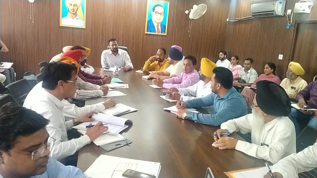 ਨਿਰਪੱਖ ਤੇ ਪਾਰਦਰਸ਼ੀ ਢੰਗ ਨਾਲ ਕਰਵਾਈਆਂ ਜਾਣਗੀਆਂ ਪੰਚਾਇਤੀ ਚੋਣਾਂ-ਵਧੀਕ ਡਿਪਟੀ ਕਮਿਸ਼ਨਰ