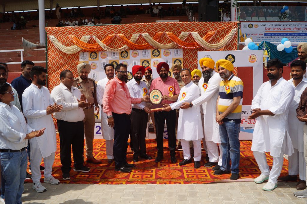 ਨੌਜਵਾਨ ਖੇਡਾਂ ਨਾਲ ਜੁੜ ਕੇ ਵਿਸ਼ਵ ਪੱਧਰ ਤੱਕ ਬਣਾ ਸਕਦੇ ਨੇ ਆਪਣੀ ਪਹਿਚਾਣ- ਵਿਧਾਇਕ ਵਿਜੈ ਸਿੰਗਲਾ