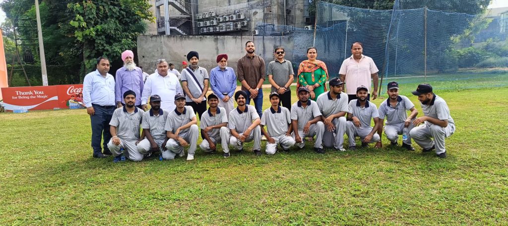 ਡਿਪਟੀ ਕਮਿਸ਼ਨਰ ਵੱਲੋਂ ਦਿਵਯਾਂਗ ਕ੍ਰਿਕਟ ਲੀਗ ਦੇ ਜੇਤੂਆਂ ਦਾ ਸਨਮਾਨ