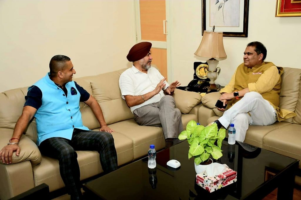 ਐਮਪੀ ਸੰਜੀਵ ਅਰੋੜਾ ਨੇ ਵੈਟਰਨਰੀ ਯੂਨੀਵਰਸਿਟੀ ਦੇ ਨਵੇਂ ਵਾਈਸ ਚਾਂਸਲਰ ਡਾ.ਜੇ.ਪੀ.ਐਸ ਗਿੱਲ ਨਾਲ ਕੀਤੀ ਮੁਲਾਕਾਤ